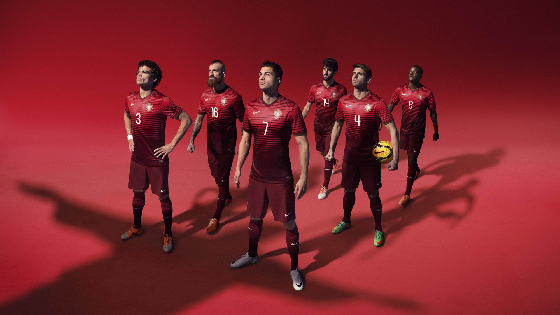 乔科尔盛赞阿诺德:利物浦的骄傲,球迷的荣耀